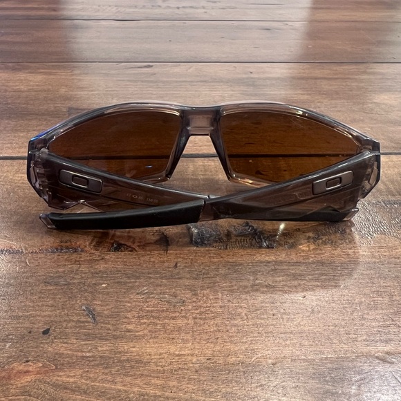 Oakley Men's Crankshaft Sunglasses - Brown Frame - Picture 5 of 5
